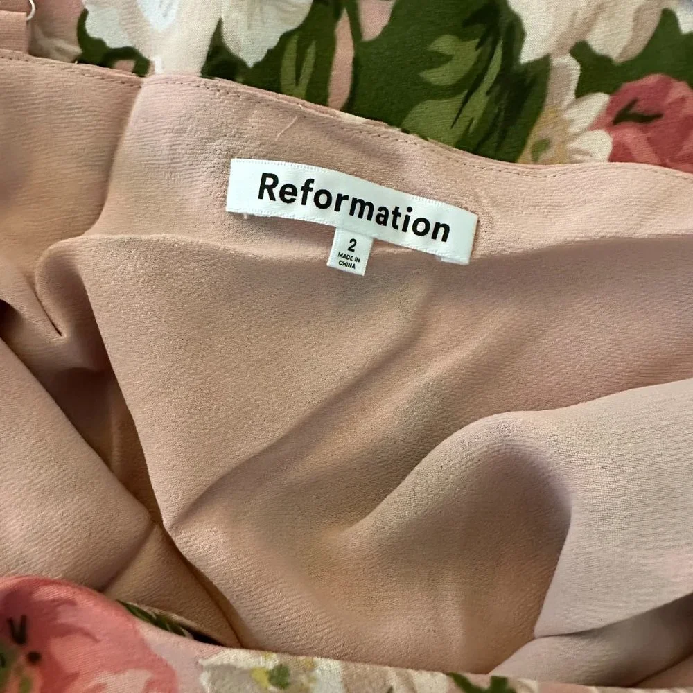 🌹SALE🌹Reformation Reya Dress in Rose Garden - Picture 8 of 16
